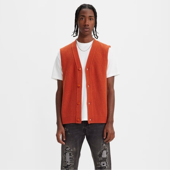 NWT Levi’s Rincon Button-Down Sweater Vest - Picture 3 of 12